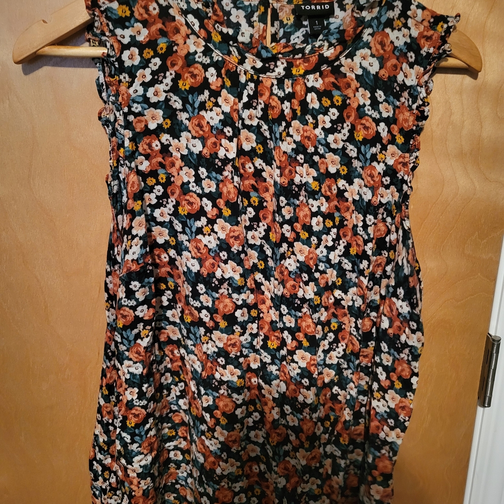 Torrid Floral Women's Top - Black and Orange Size 1